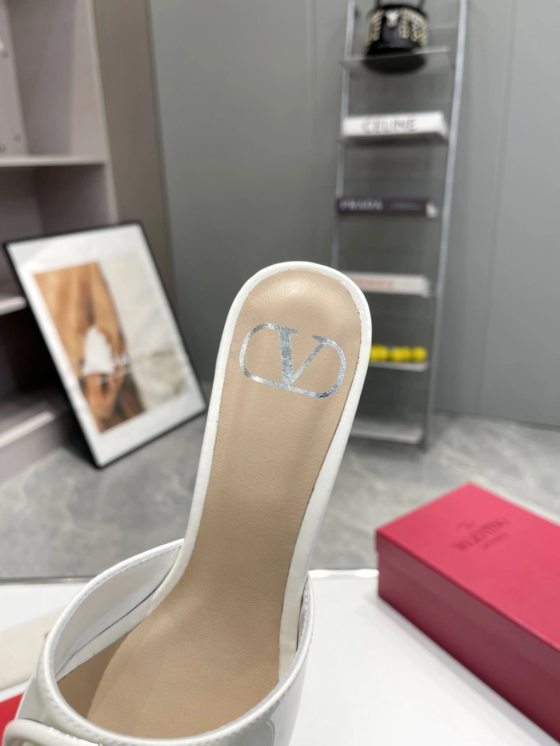 Bright Vxlxntino Slippers 230210