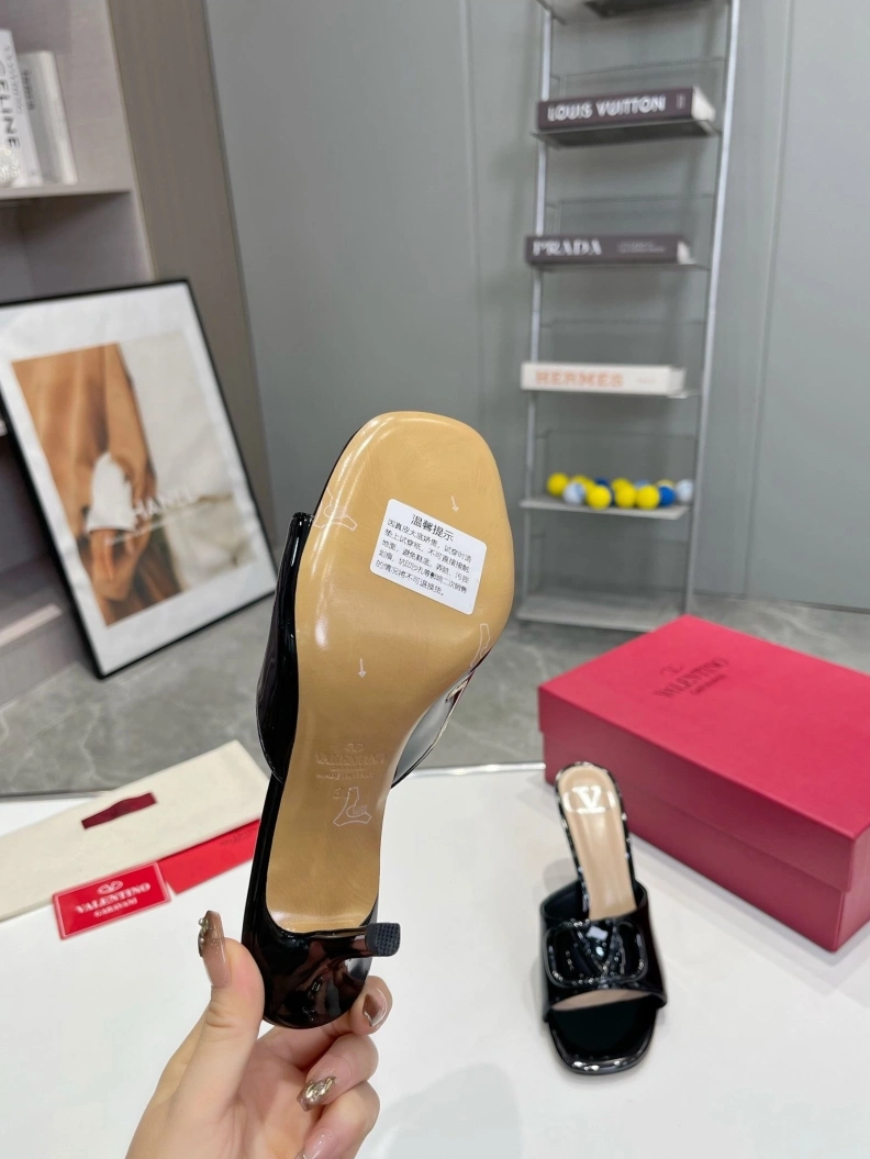 Functional Vxlxntino Slippers 230203