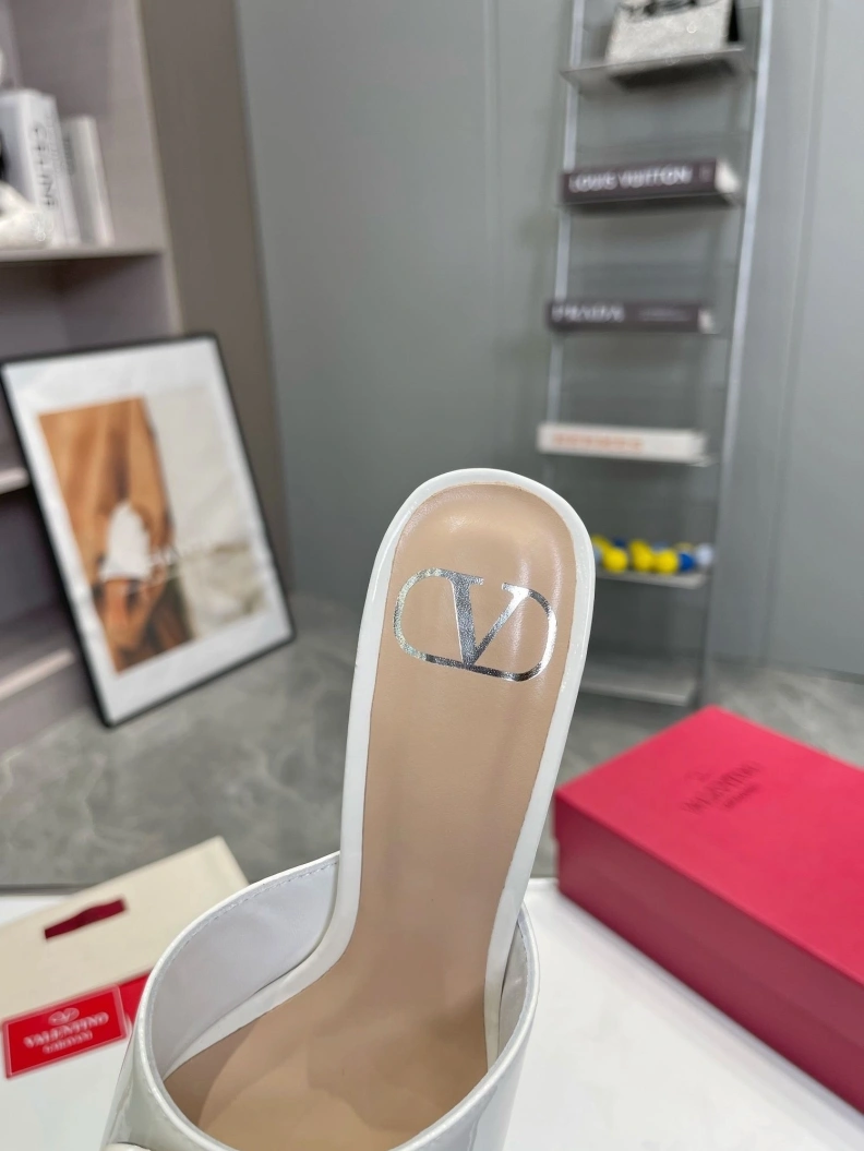 Reliable Vxlxntino Slippers 230208