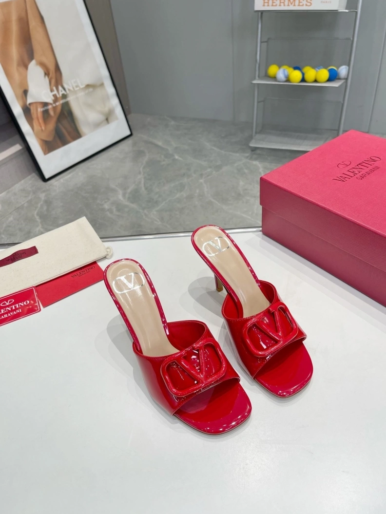 Affordable Vxlxntino Slippers 230206