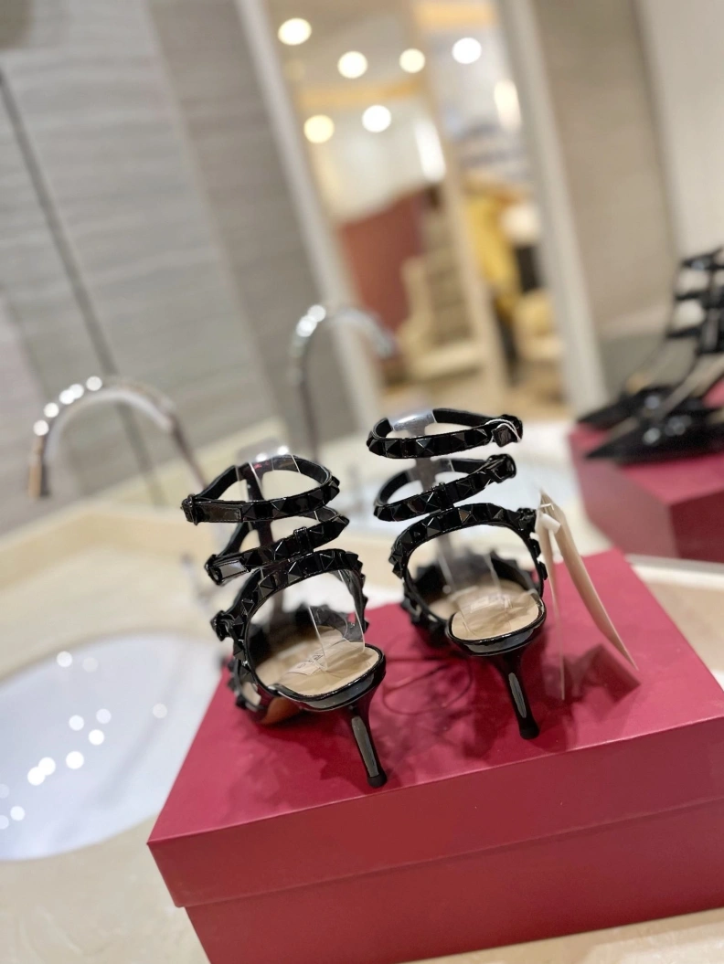 Trendsetting Vxlxntino High Heels 230387