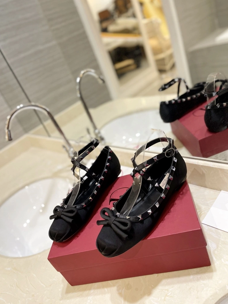 NewStyle Vxlxntino High Heels 230374