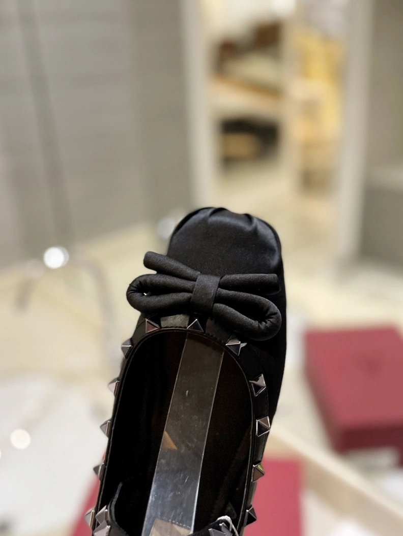 NewStyle Vxlxntino High Heels 230374