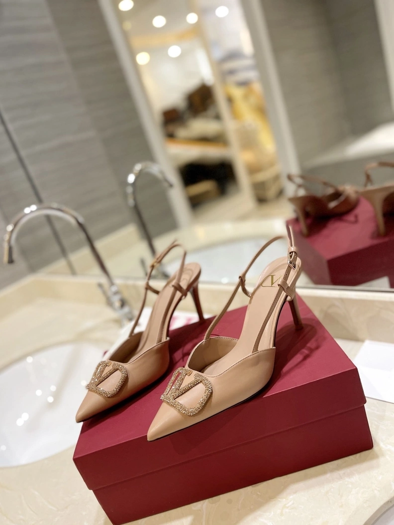 Durable Vxlxntino High Heels 230367