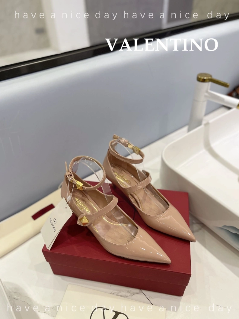 Cozy Vxlxntino High Heels 230352