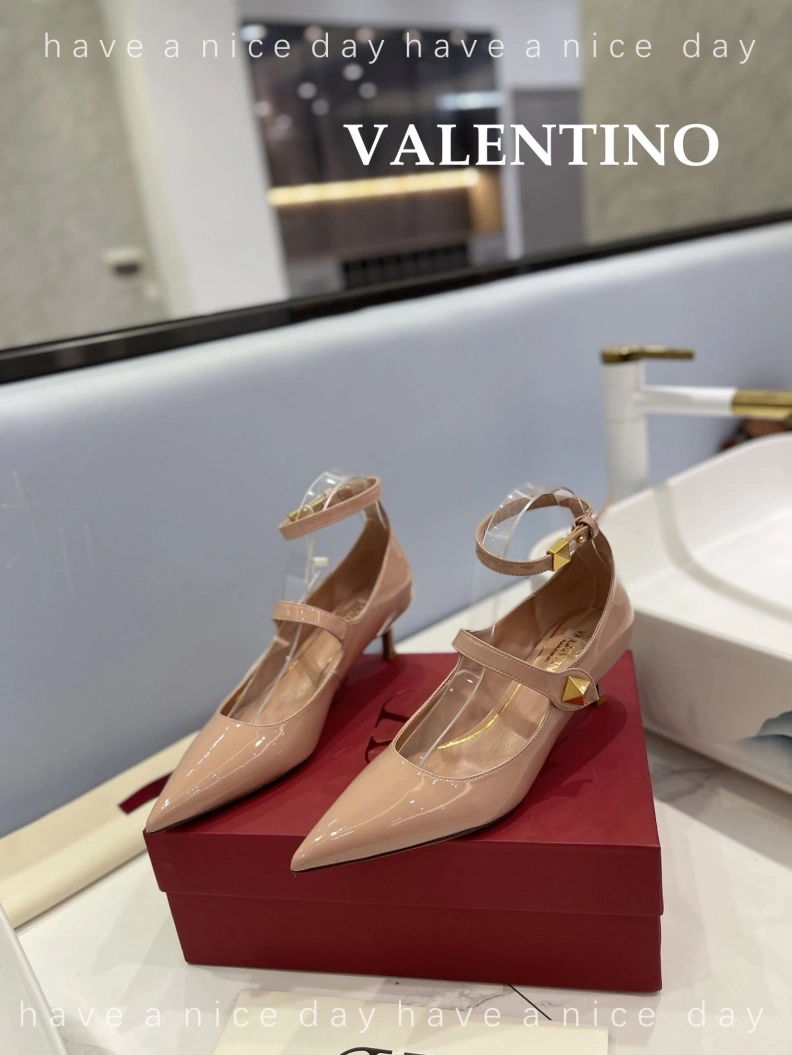 Cozy Vxlxntino High Heels 230352