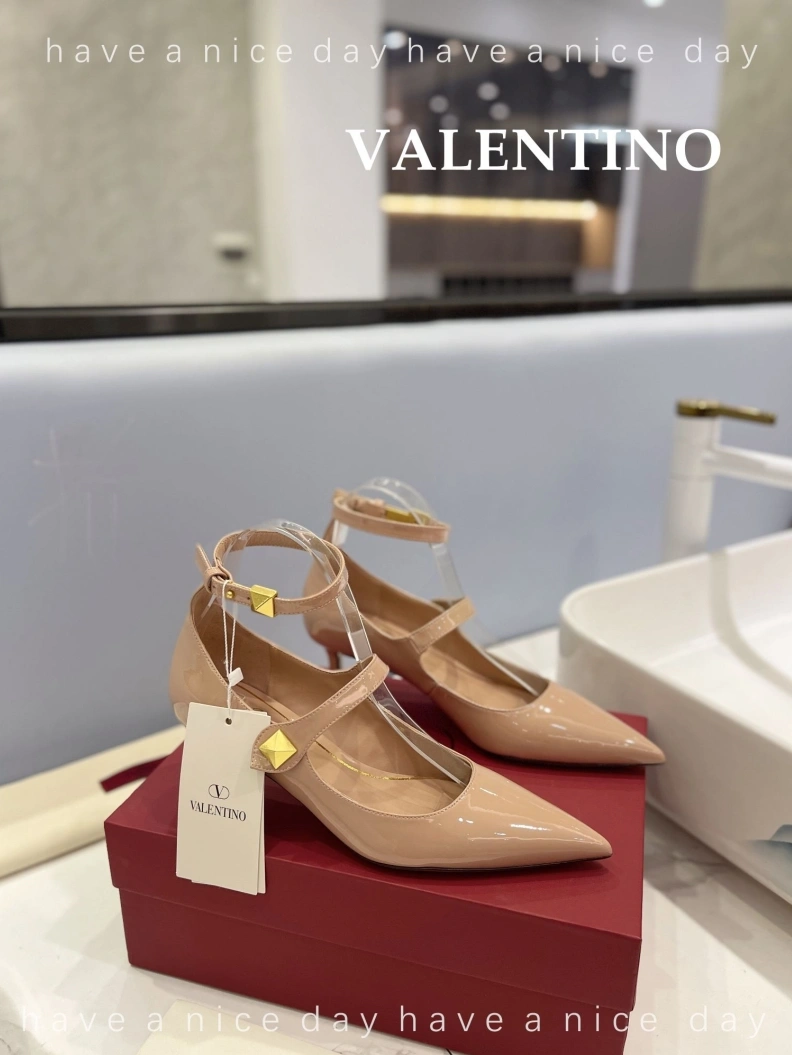 Cozy Vxlxntino High Heels 230352