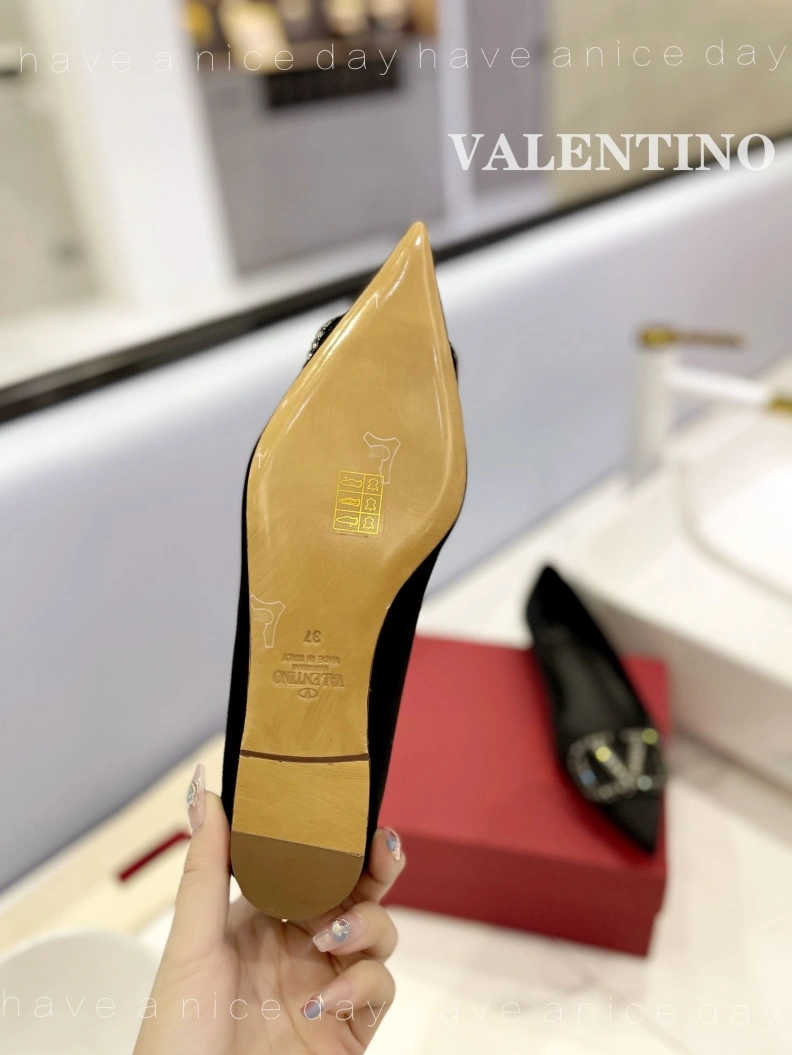 Resilient Vxlxntino flat shoes 230558