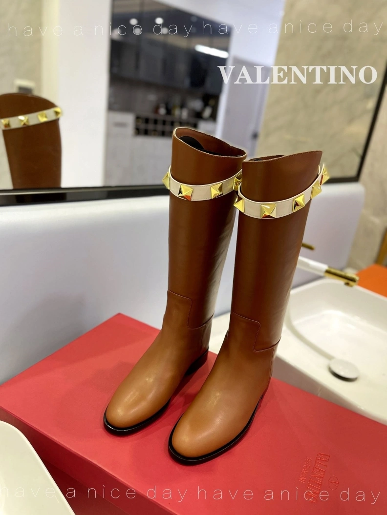 AllSeason Vxlxntino Boots 230677