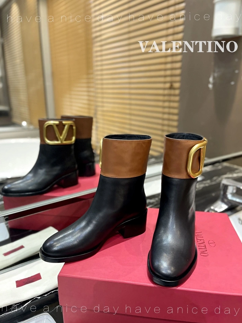 Refined Vxlxntino Boots 230679