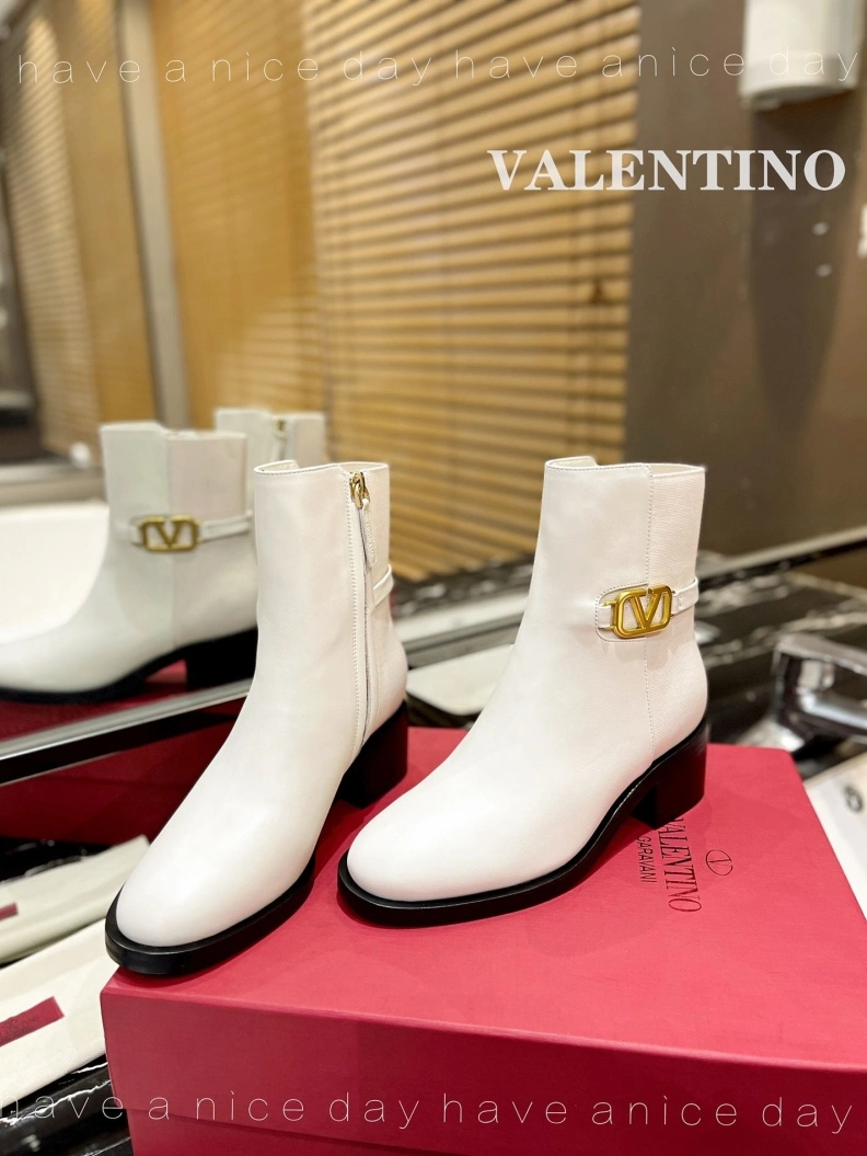 Timeless Vxlxntino Boots 230689