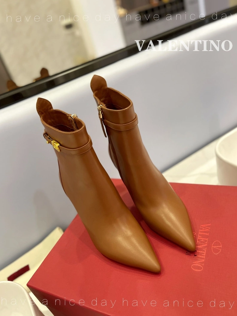 EasyMatch Vxlxntino Boots 230674