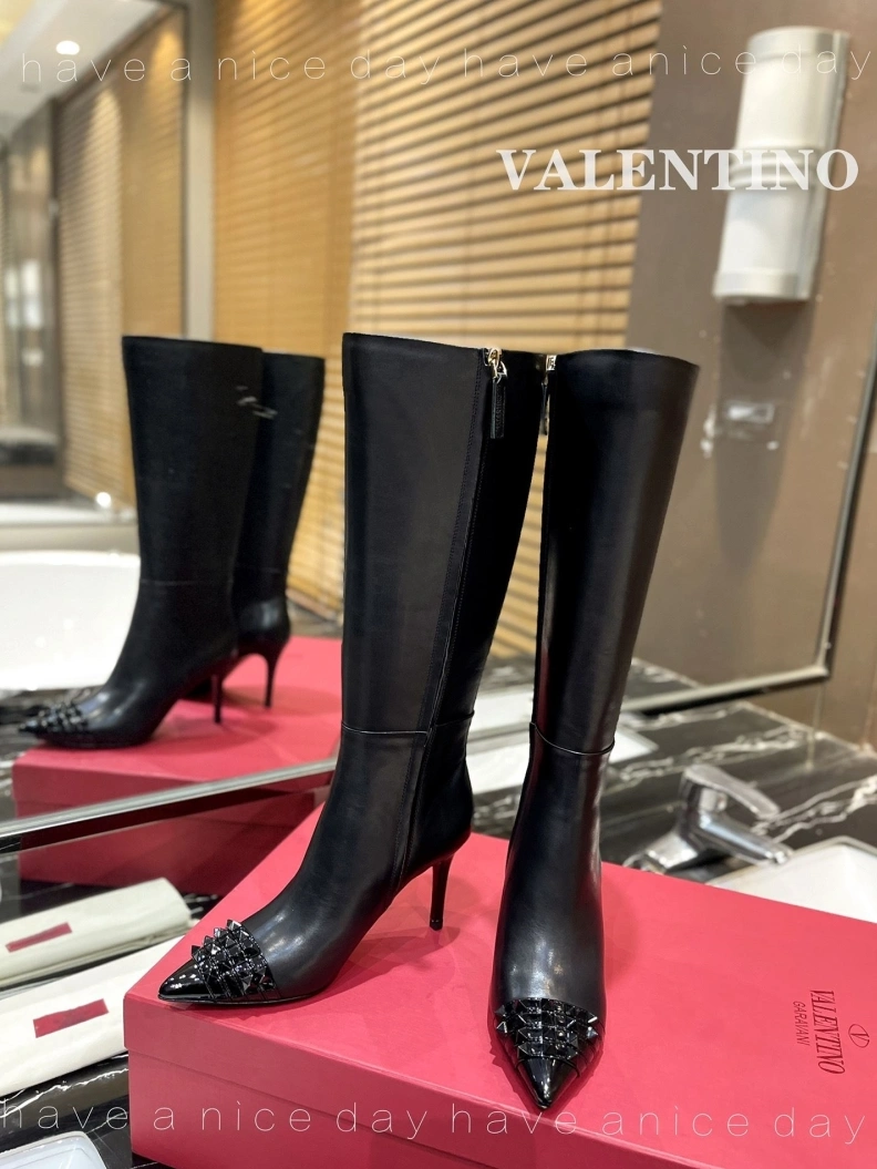 Comfortable Vxlxntino Boots 230658