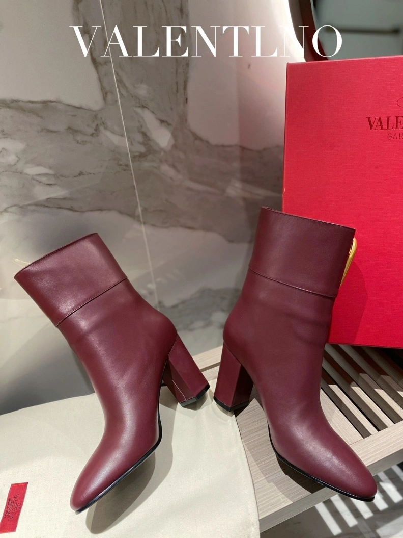 Modern Vxlxntino Boots 230640