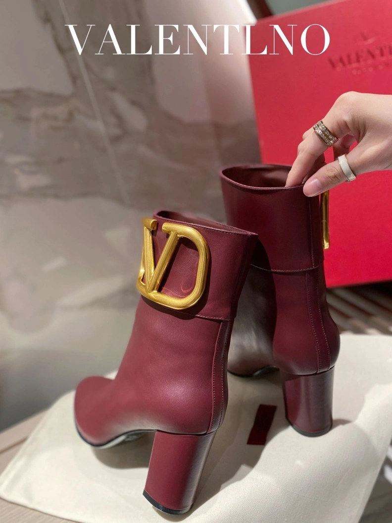 Modern Vxlxntino Boots 230640