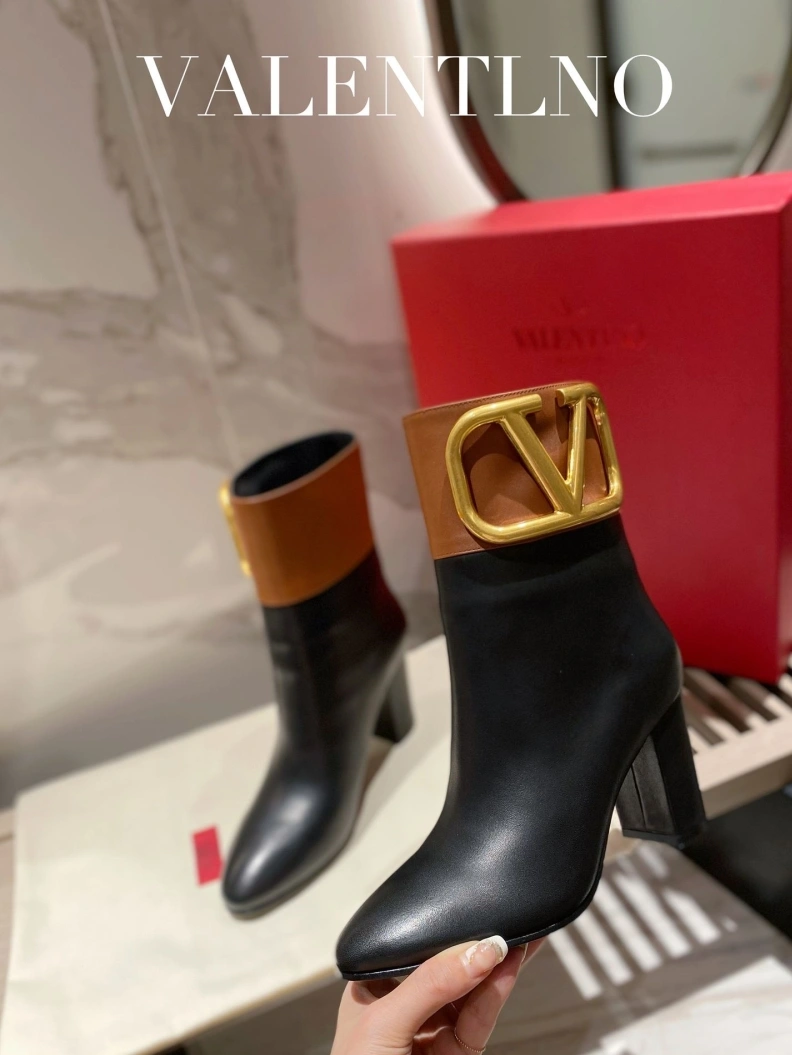 Flexible Vxlxntino Boots 230643