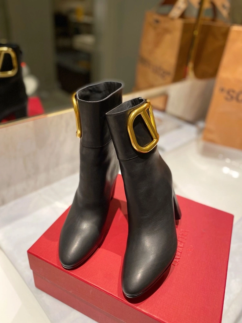 NewStyle Vxlxntino Boots 230645
