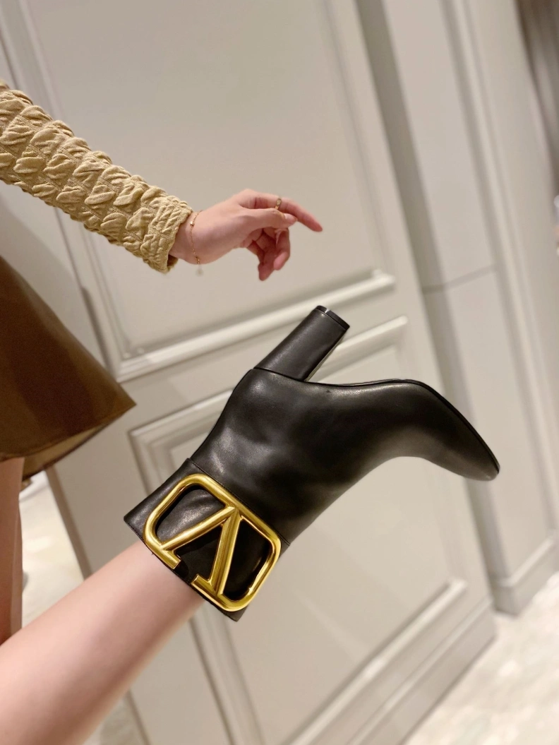NewStyle Vxlxntino Boots 230645