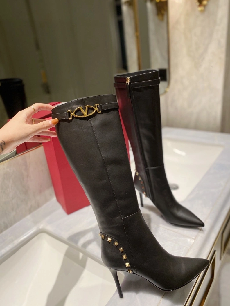 Sleek Vxlxntino Boots 230637