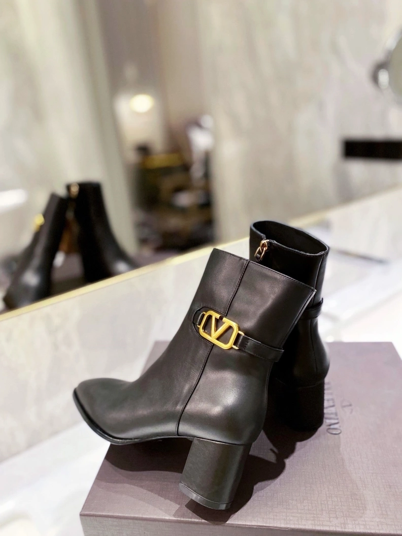 Compact Vxlxntino Boots 230618