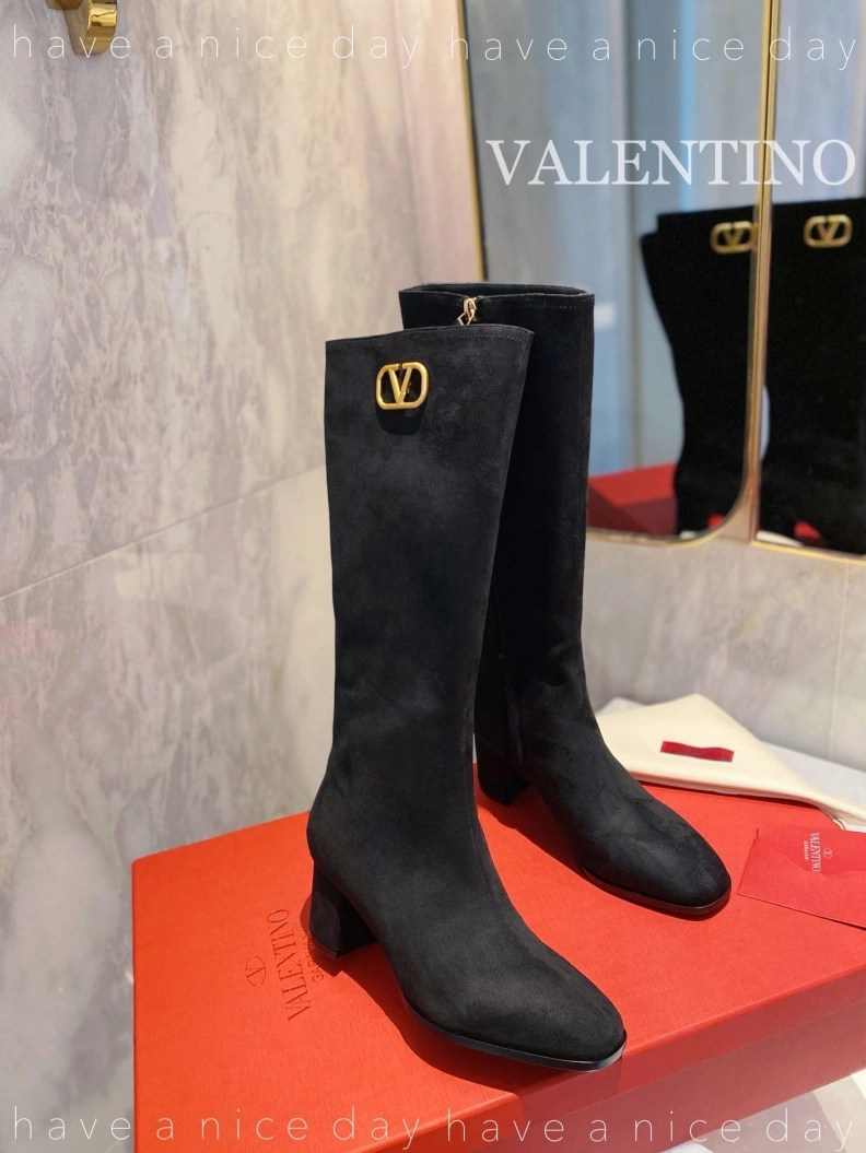 Classic Vxlxntino Boots 230623
