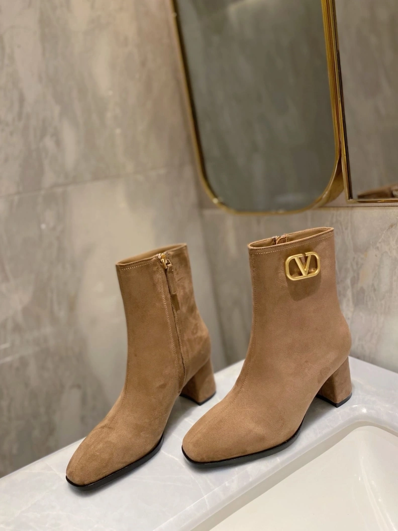 Affordable Vxlxntino Boots 230621