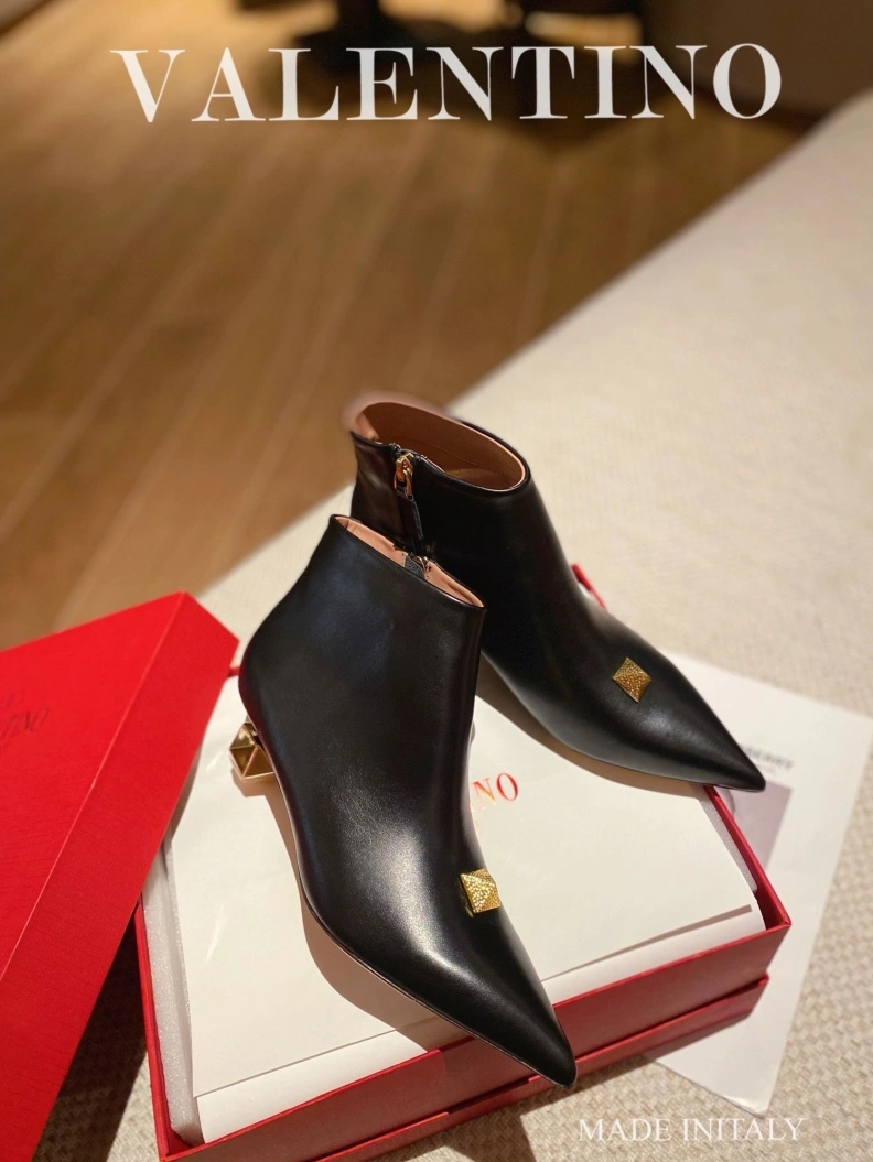 Vxlxntino Boots Practical 230616