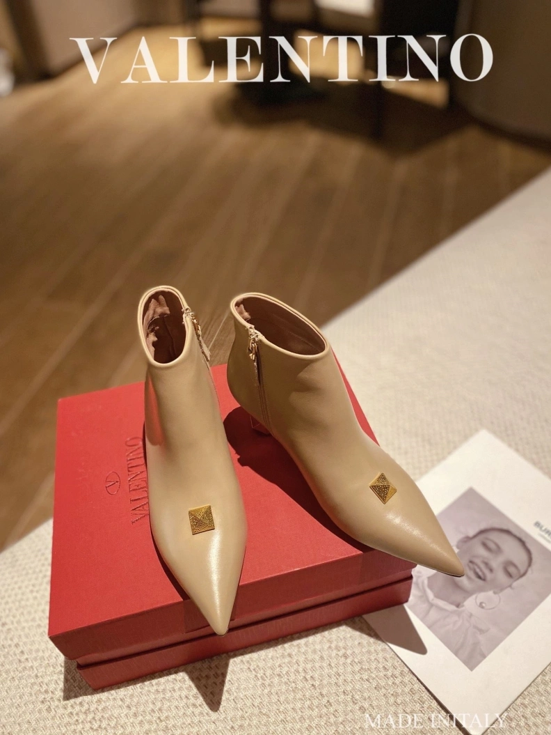 GoAnywhere Vxlxntino Boots 230614