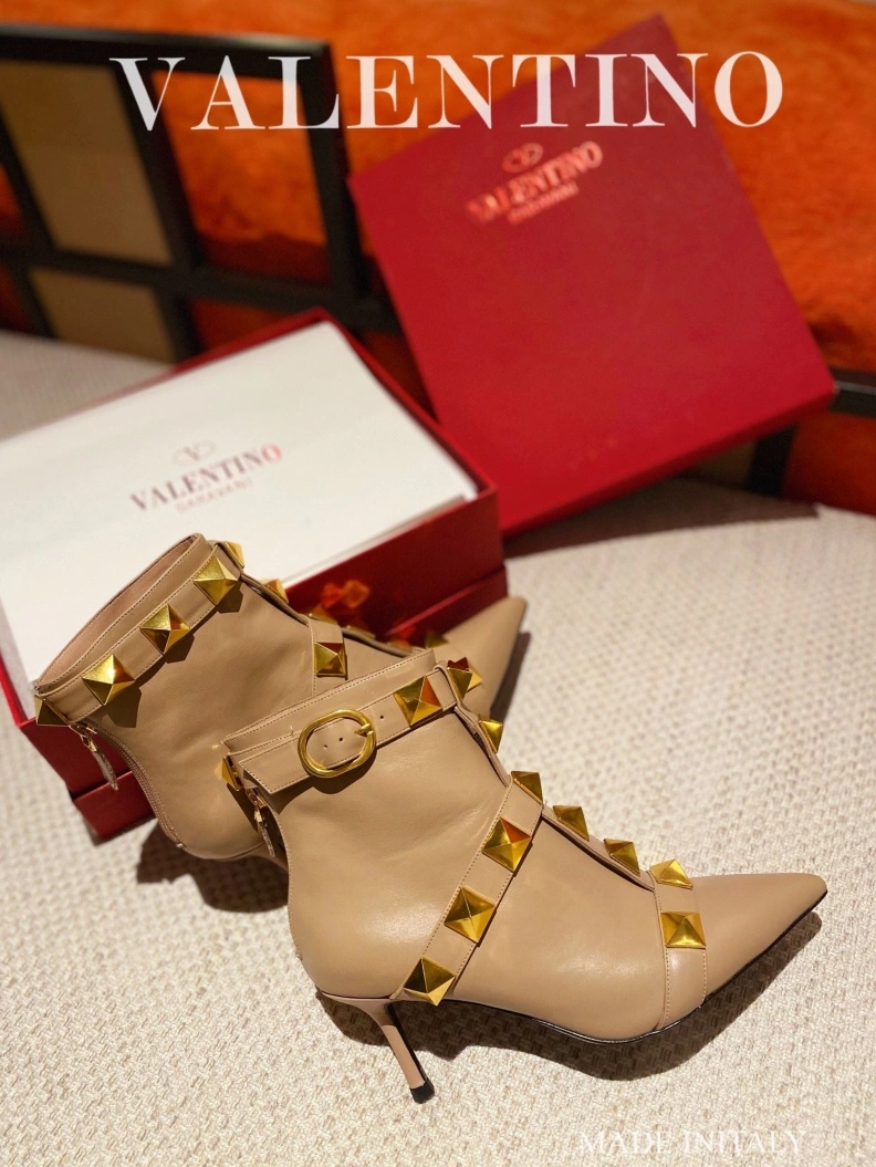 Trendy Vxlxntino Boots 230612