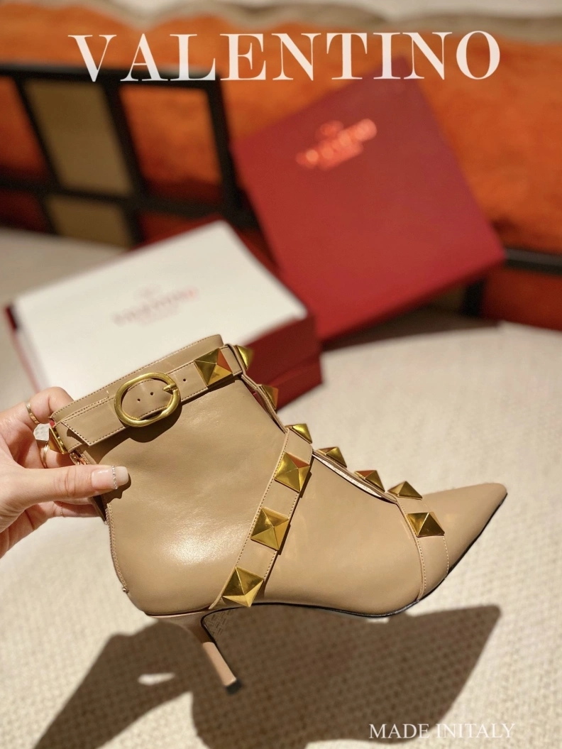 Trendy Vxlxntino Boots 230612