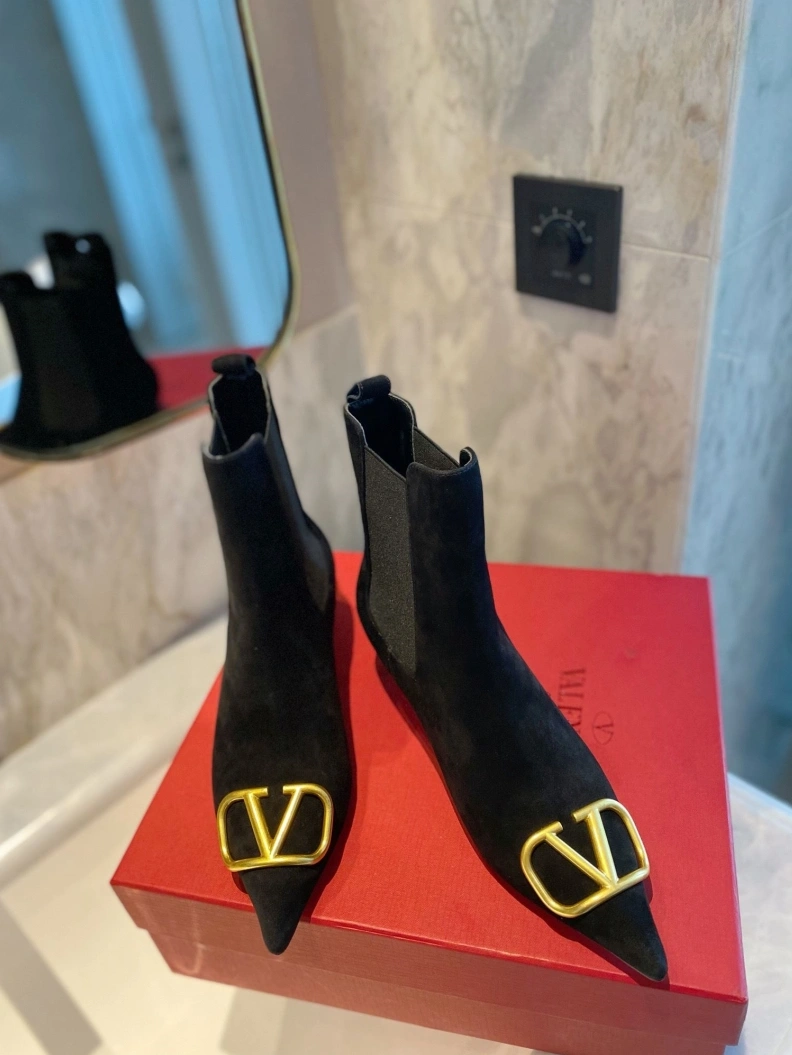 Flexible Vxlxntino Boots 230609