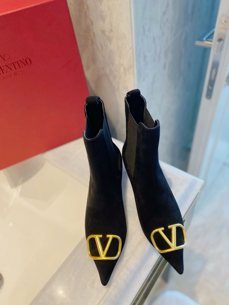 Flexible Vxlxntino Boots 230609