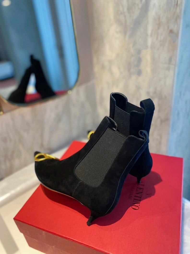 Flexible Vxlxntino Boots 230609