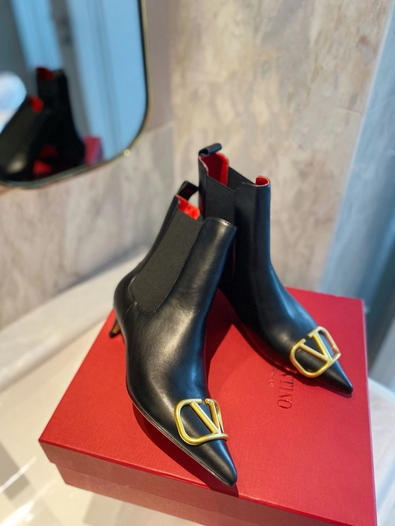 Flexible Vxlxntino Boots 230608