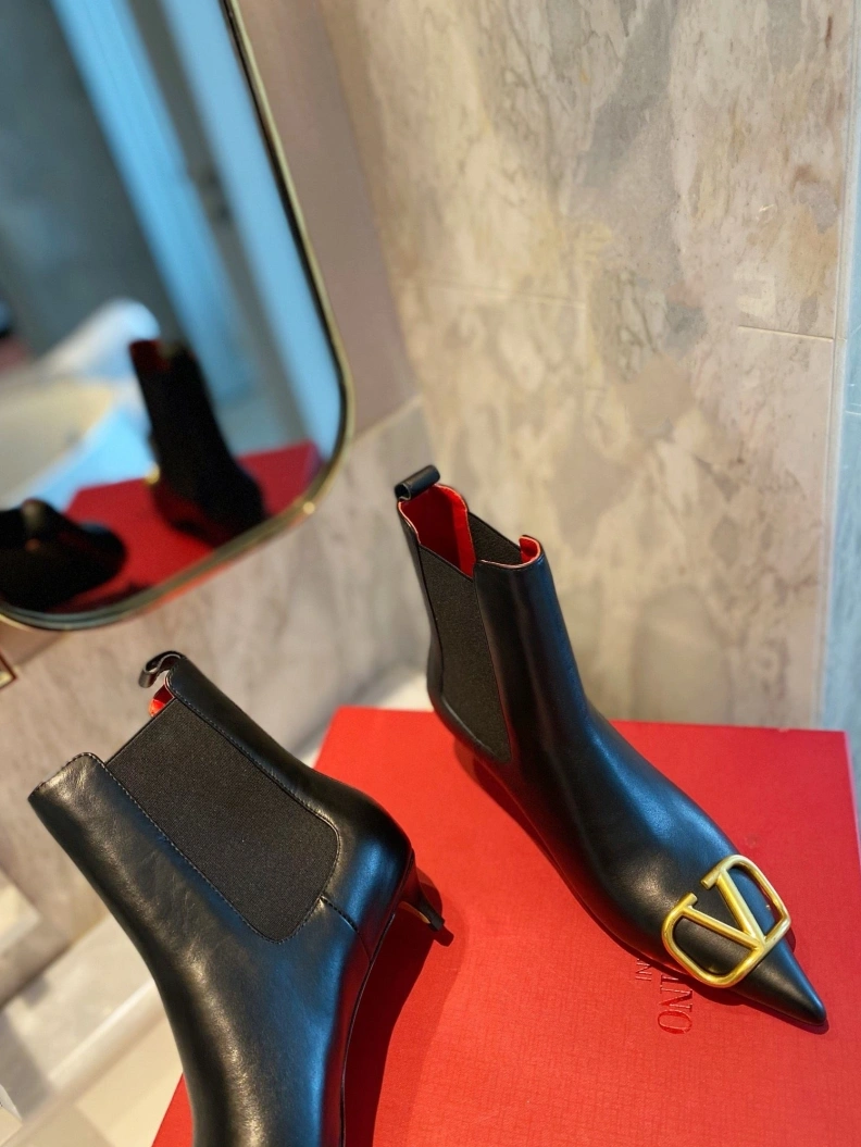 Flexible Vxlxntino Boots 230608