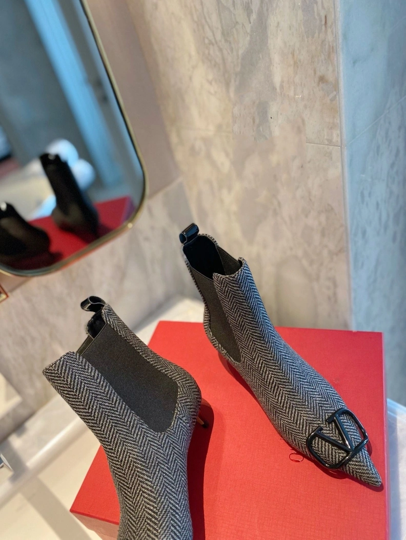 AllSeason Vxlxntino Boots 230605