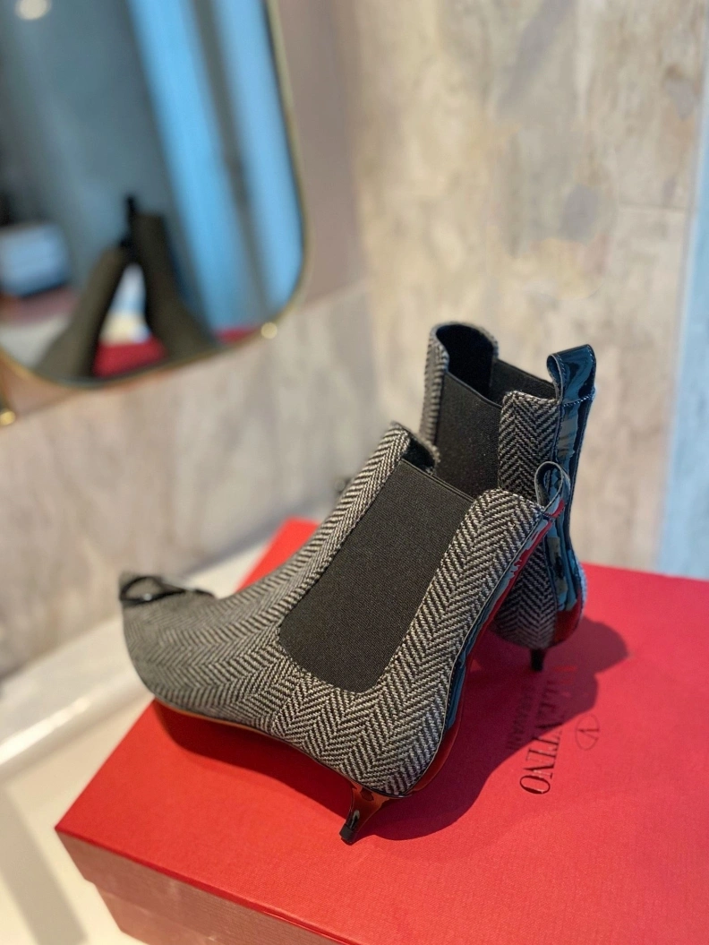AllSeason Vxlxntino Boots 230605