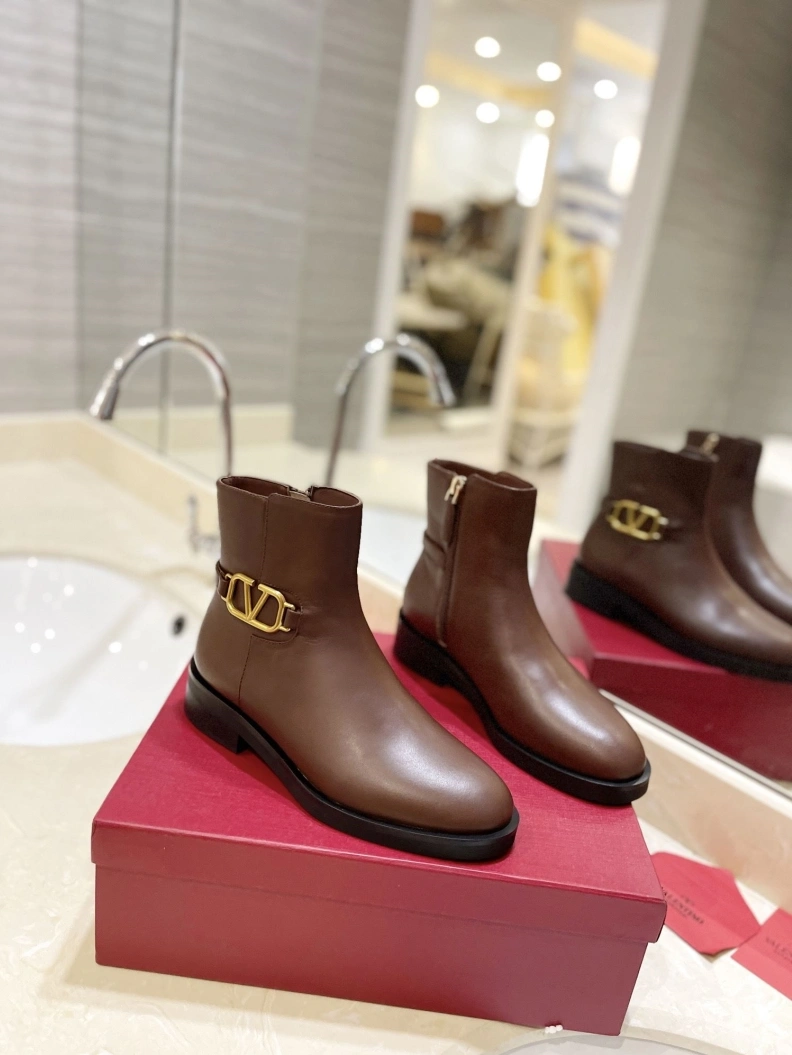 Elegant Vxlxntino Boots 230602