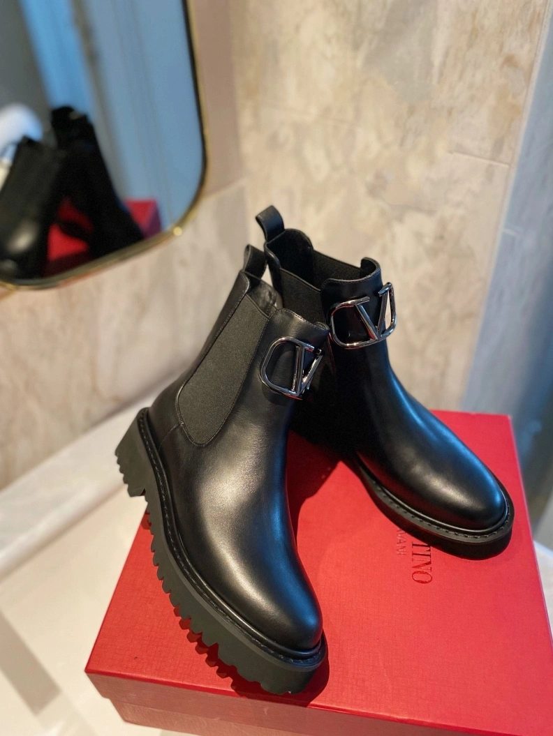 Resilient Vxlxntino Boots 230599