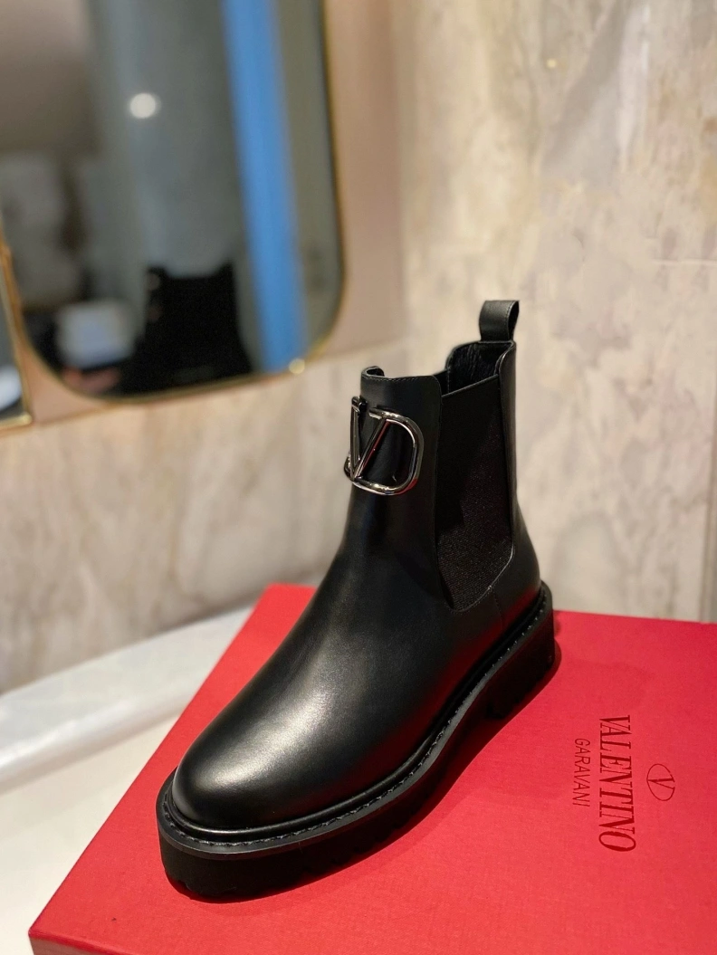 Resilient Vxlxntino Boots 230599