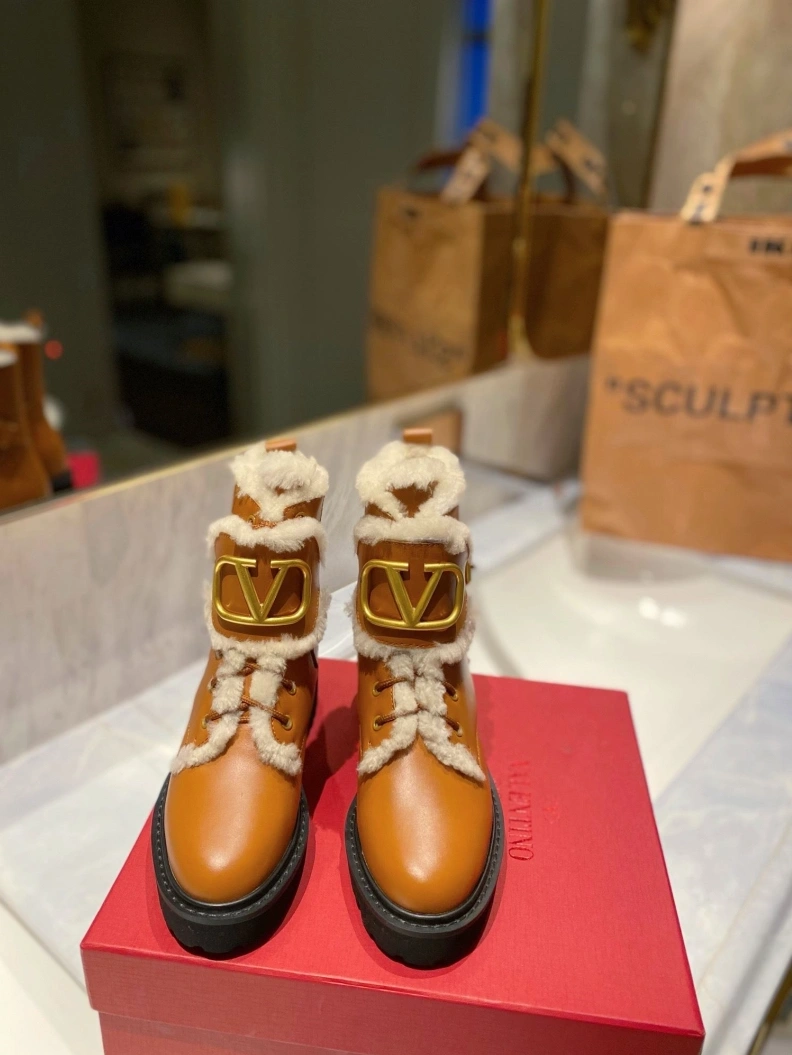 Trendsetting Vxlxntino Boots 230592