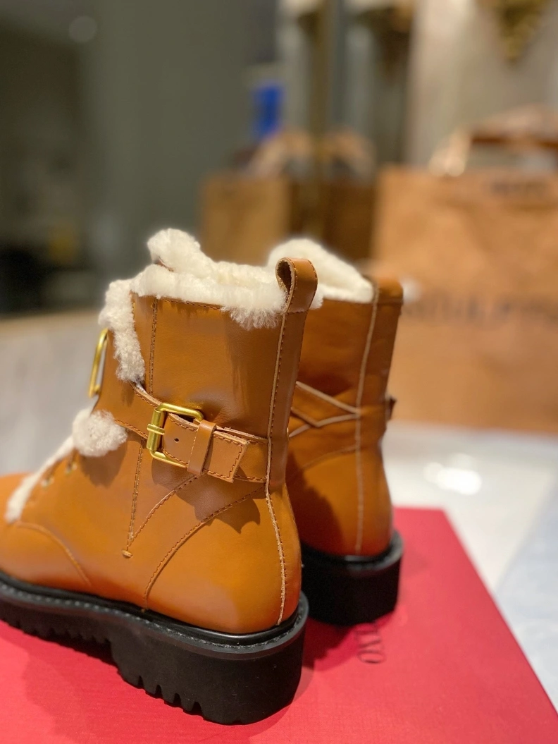 Trendsetting Vxlxntino Boots 230592