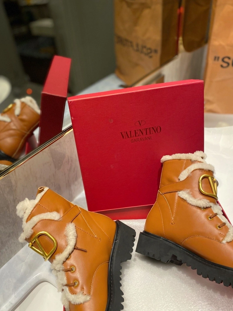 Trendsetting Vxlxntino Boots 230592