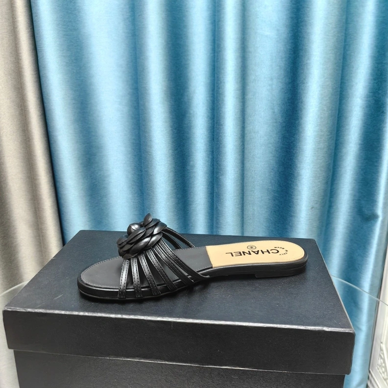 Functional Chxnxl Slippers 123427