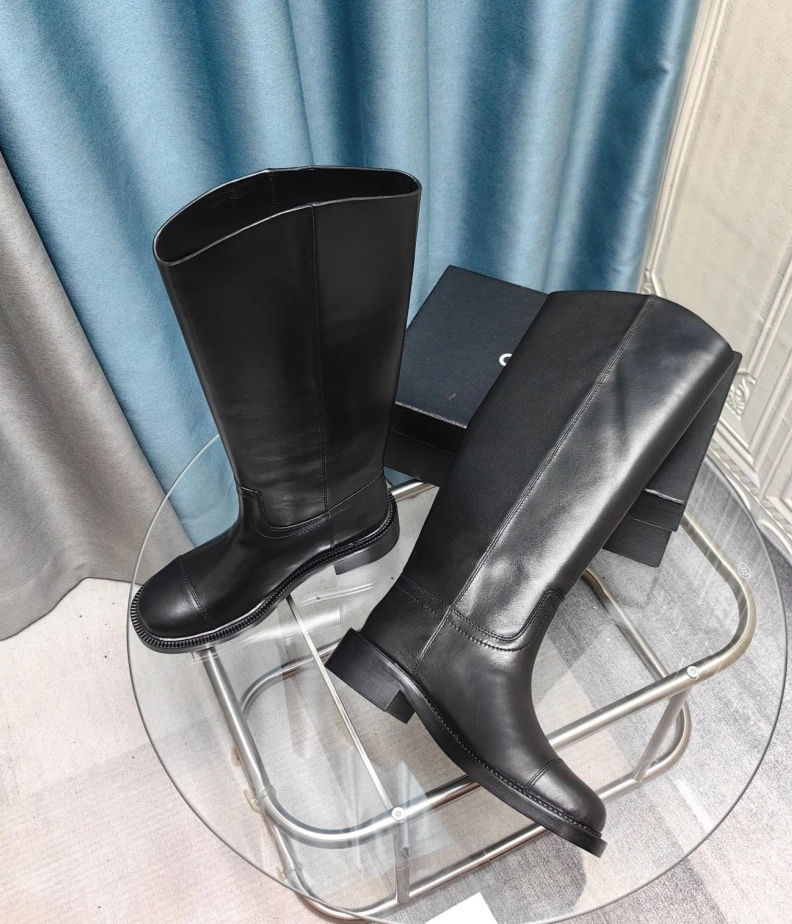 Bold Chxnxl Boots 123925
