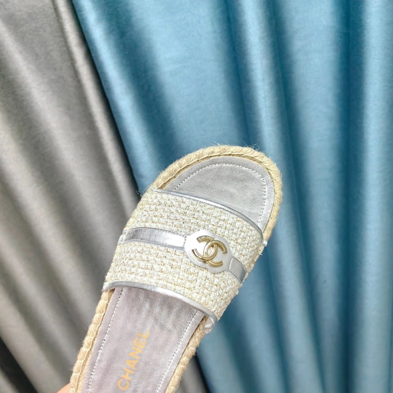 Soft Chxnxl Slippers 123405