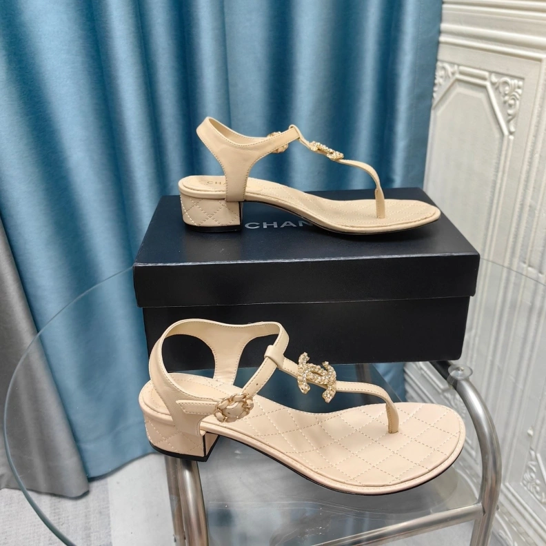 Fashionable Chxnxl Sandals 123485