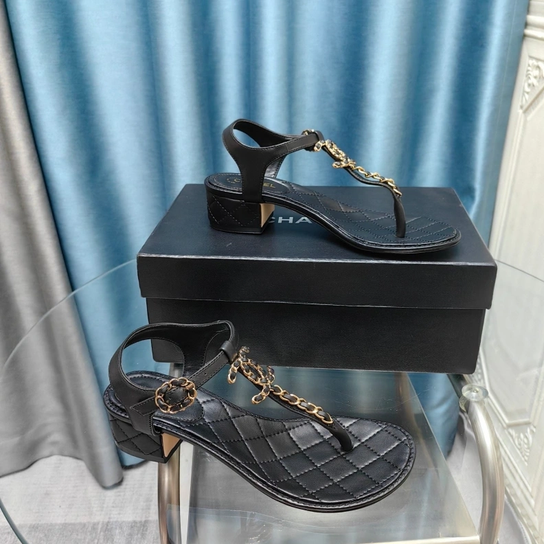 Soft Chxnxl Sandals 123475