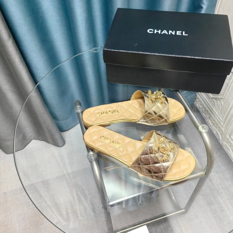 Soft Chxnxl Slippers 123401