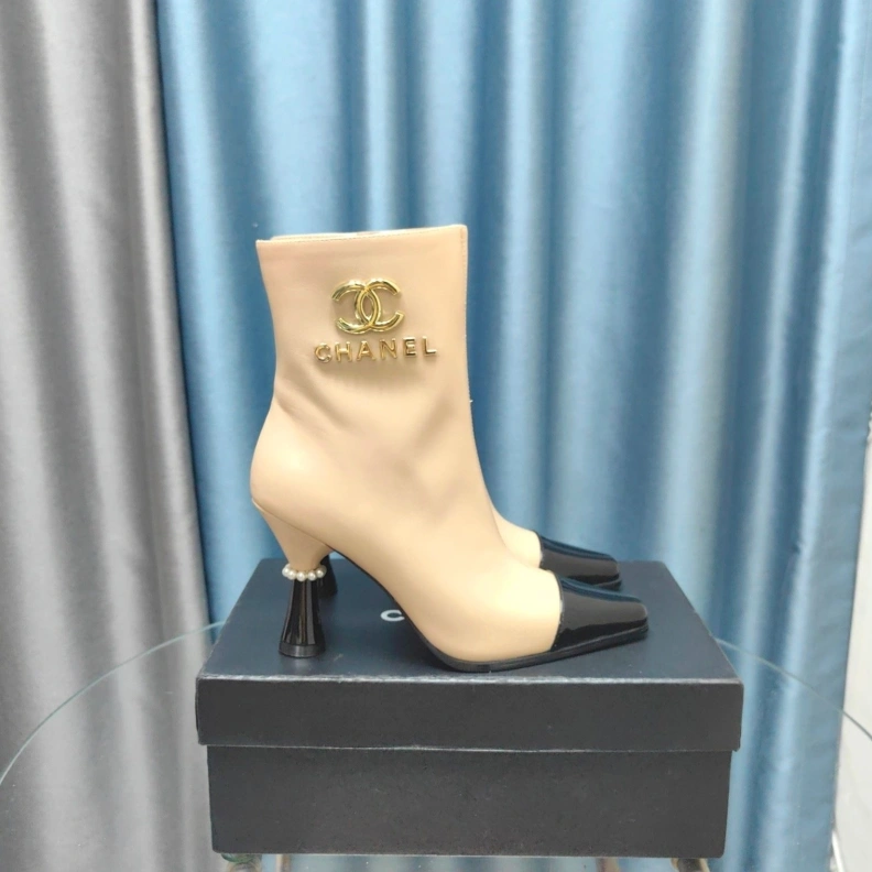 Compact Chxnxl Boots 123921